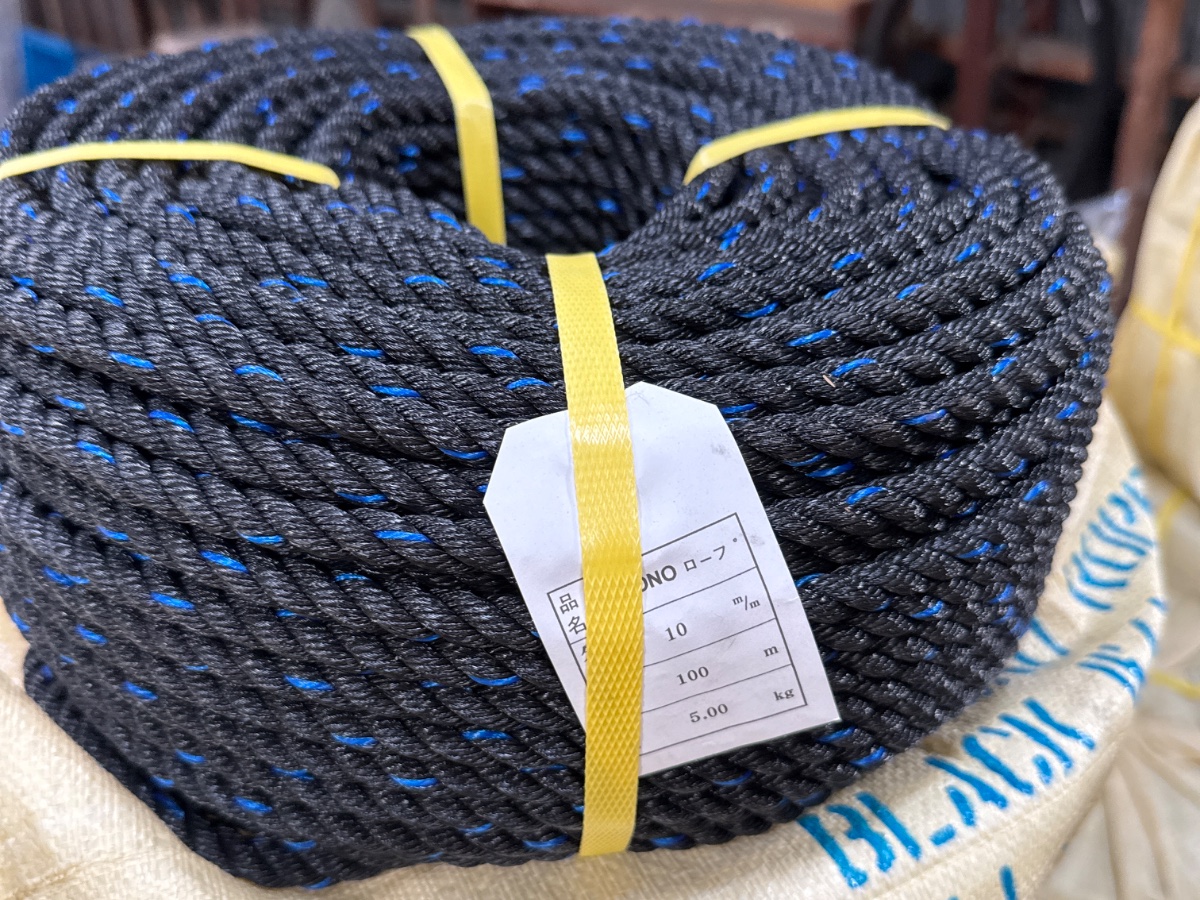 ＰＥロープ 黒 100m巻